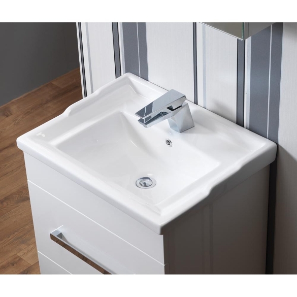 Monica 600mm Base Unit & Nostalgic Basin