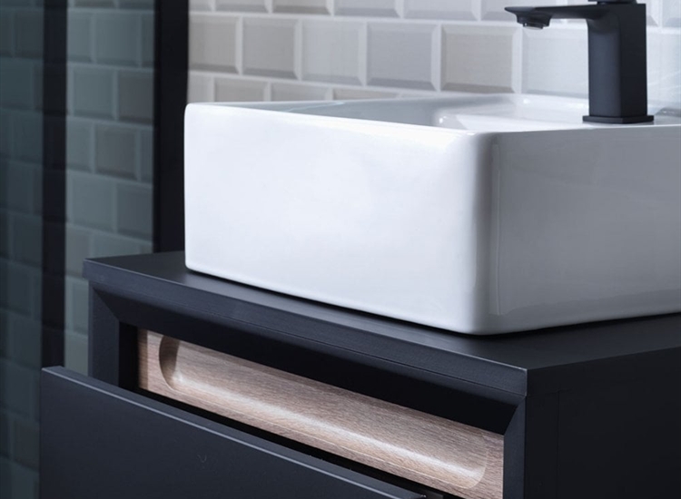 Porto 60 with Worktop & Frame