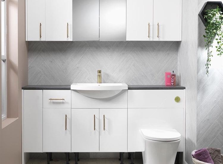 Q-Line 1700 Combination with Decor Panels - 350mm Depth
