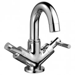 Trio Lever Head Taps