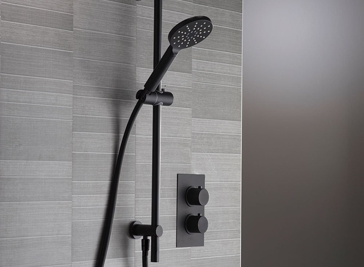 Utah Round Shower Kit