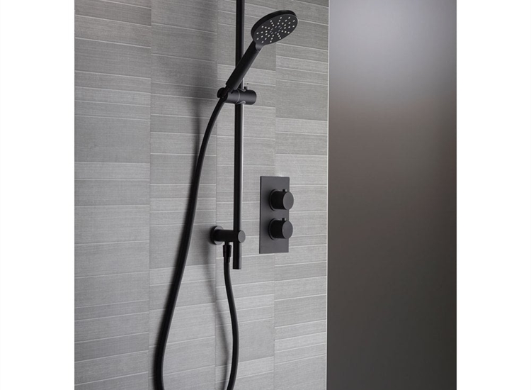 Utah Round Shower Kit
